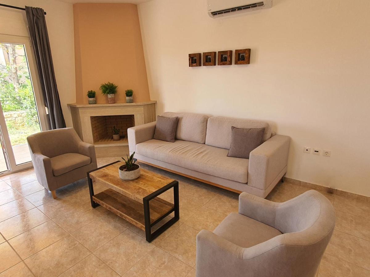 Natural View Villa With Private Pool Skouloufia Luaran gambar